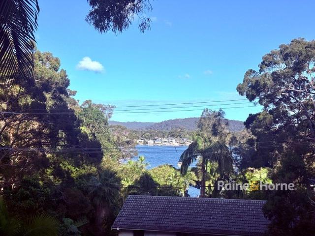 Spacious Four Bedroom Home in a Peaceful Bushland Setting