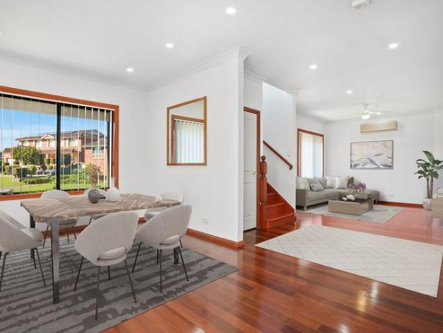 Spacious Five Bedroom Townhouse
