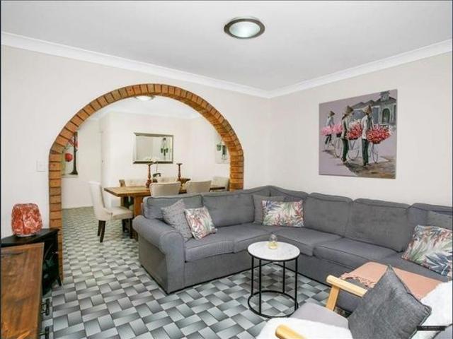 Spacious Four Bedroom Californian Bungalow Family Home