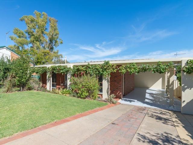 Spacious Four Bedroom Bedford Park Home with Pool & Ocean Views