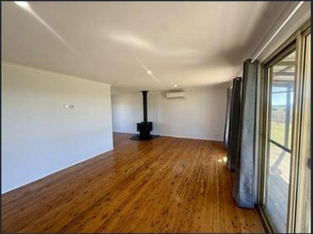 Spacious Four Bedroom Duplex – Peaceful Setting Just Minutes from Town $530 per week