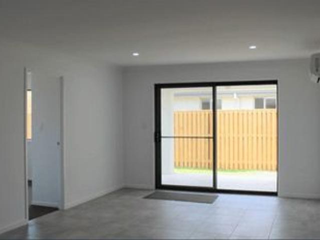 Spacious Four Bedroom Duplex with Everything You Need