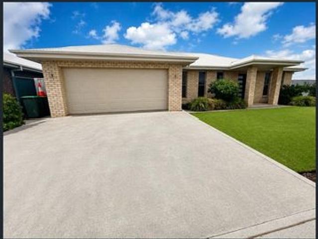 Spacious Four Bedroom Family Home