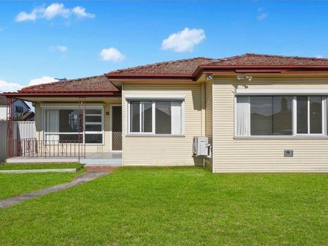 Spacious Four Bedroom Family Home