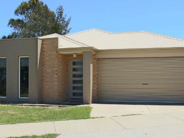 Mount Pleasant, Ballarat, Navigators - Garden
