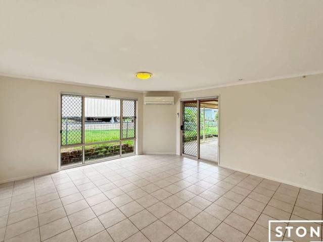 Spacious four bedroom family home in beautiful coastal Urunga