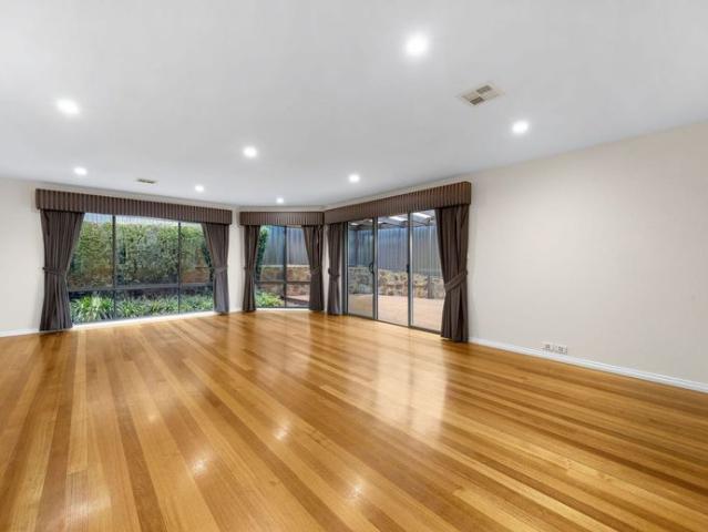 Spacious Four Bedroom Family Home in Jerrabomberra