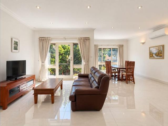 Spacious Four Bedroom Family Home in Sought After Caulfield