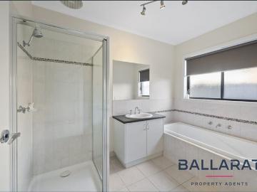 Spacious Four Bedroom Family Home in Popular Alfredton