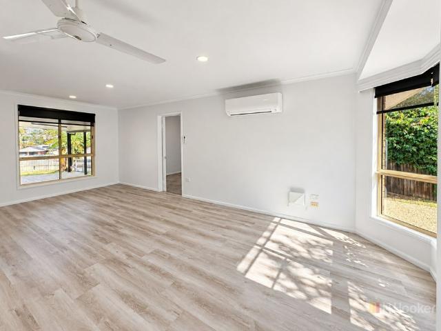 Spacious Four Bedroom Family Home Moments from Blacks Beach