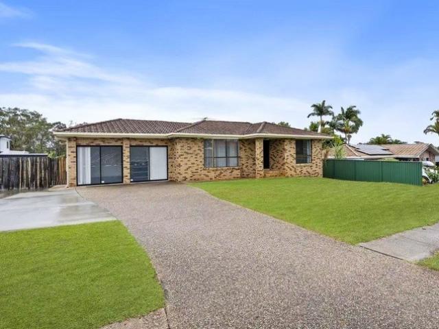 Spacious Four Bedroom Family Home with Flexible Living Spaces $850 per Week
