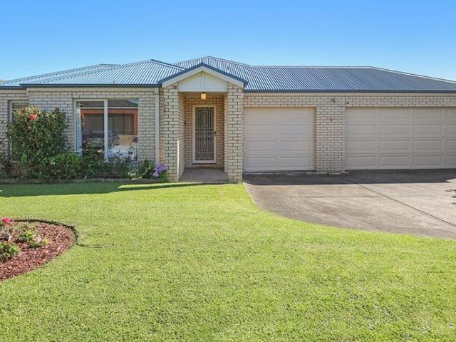 Spacious Four Bedroom Family Living in a Quiet Court