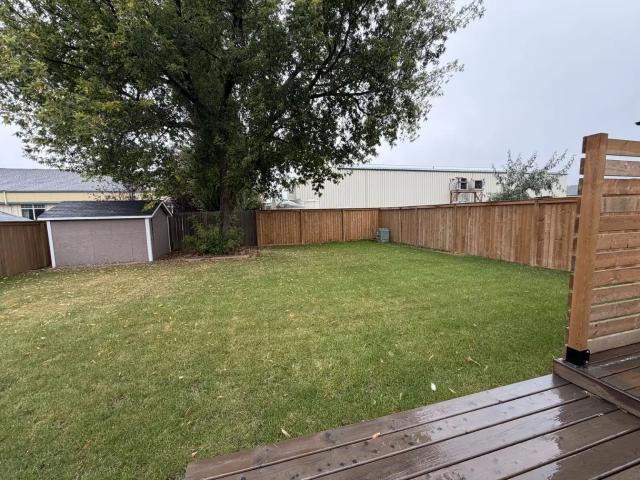Spacious four bedroom house 2710 49ave