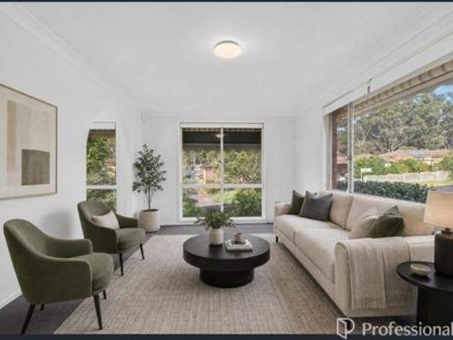 Spacious Four Bedroom Home with Excellent Outdoor Living