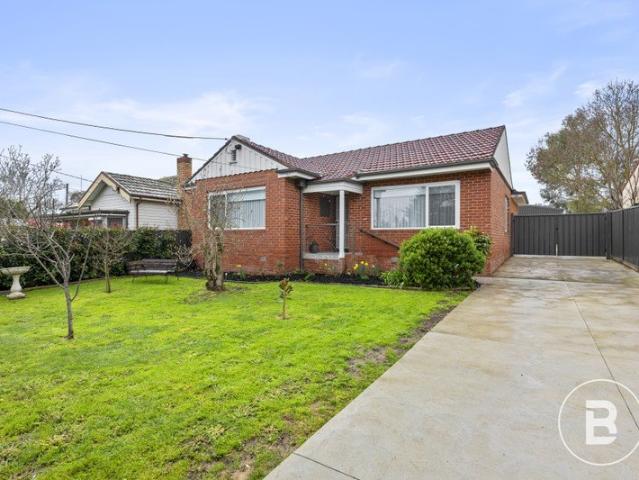SPACIOUS FOUR BEDROOM HOME WITH EXCELLENT SHEDDING AND REAR ACCESS