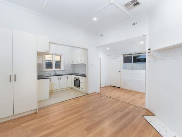 Spacious Four Bedroom Home with Flexible Living in Prime Hilton Location