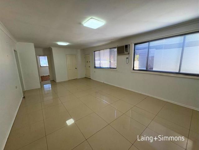 Spacious four bedroom home close to amenities