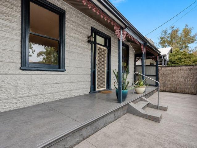 Spacious Four Bedroom Home in a Convenient Glanville Location