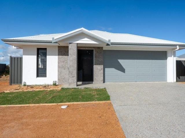Spacious Four Bedroom Home in a Convenient Wandina Location