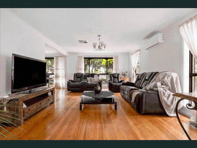Spacious Four Bedroom Home in a Highly Convenient Moonee Ponds Location!