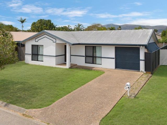 SPACIOUS FOUR BEDROOM HOME IN GREENWOOD ESTATE