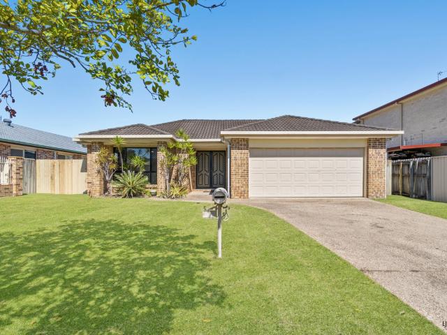SPACIOUS FOUR BEDROOM, TWO BATHOOM UNFURNISHED HOME IN QUIET LOCATION