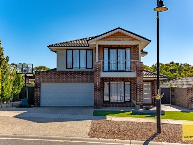 Spacious Four Bedroom Home in Sought After Junortoun