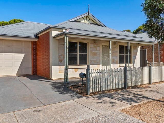 Spacious Four Bedroom Home Offering Comfort & Convenience