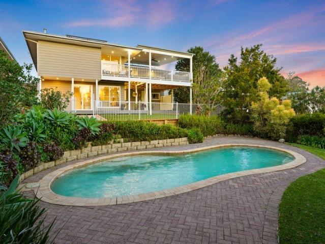 Spacious Four Bedroom Wamberal Family Home with Pool, Entertaining Deck and Leafy Outlook