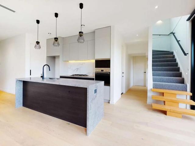 Spacious Four Bedroom Townhouse in Prime Moorabbin Location
