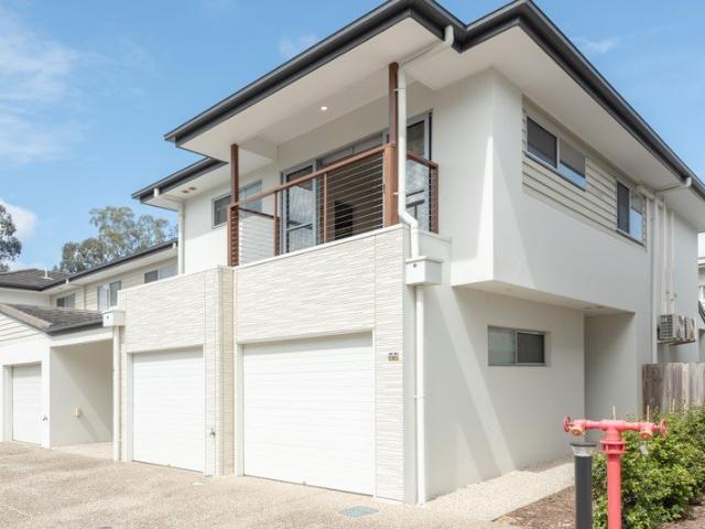 Spacious Four Bedroom Townhouse in Prime Location