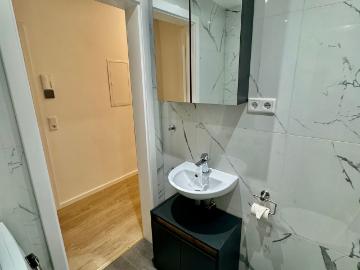 Spacious flat conveniently located, Dortmund, Dortmund Amsterdam Apartments for Rent