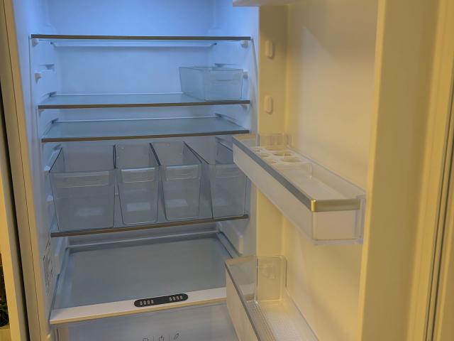 Spacious flat 2 bedrooms 20 mins to Alex, Berlin Amsterdam Apartments for Rent