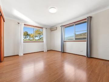 Spacious Free Standing Home in Prime Location