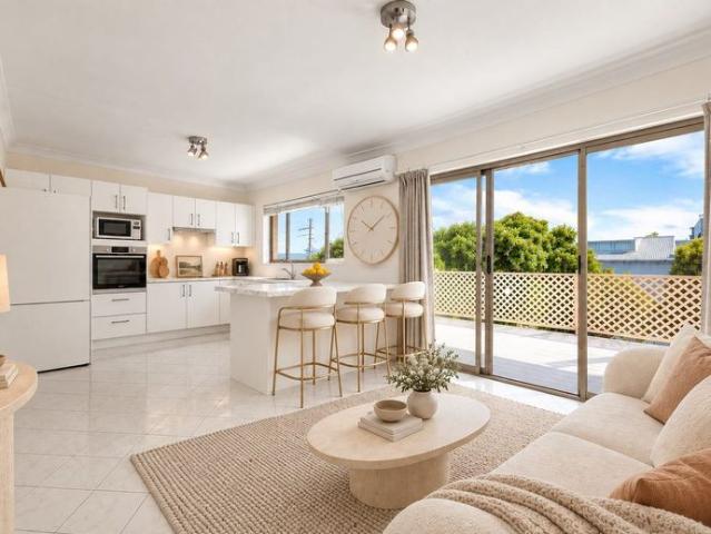 Spacious Freestanding Coastal Home with Ocean Views