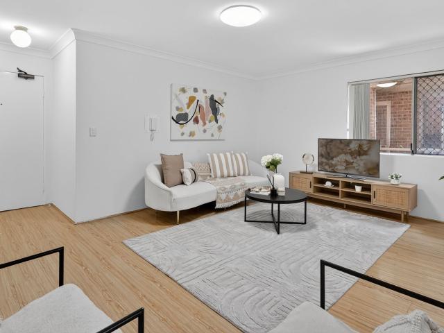 Spacious & Freshly Updated Apartment in Prime Westmead Location