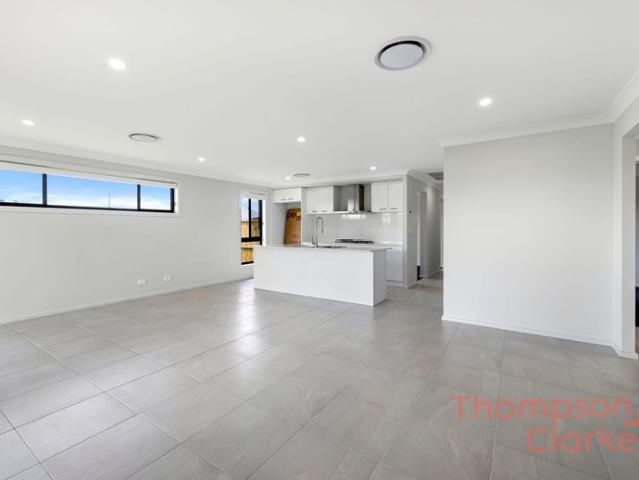 Spacious, Functional & Ready to Enjoy!