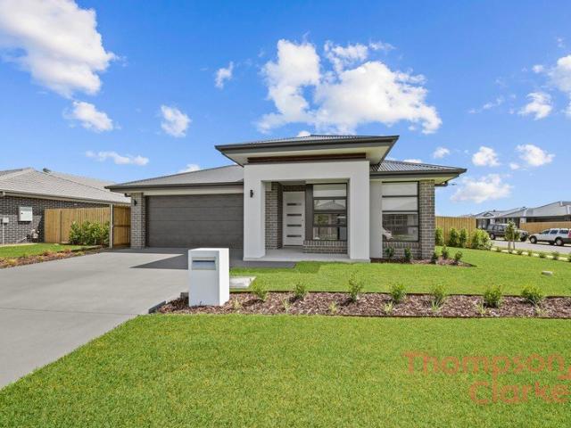Spacious, Functional & Ready to Enjoy!