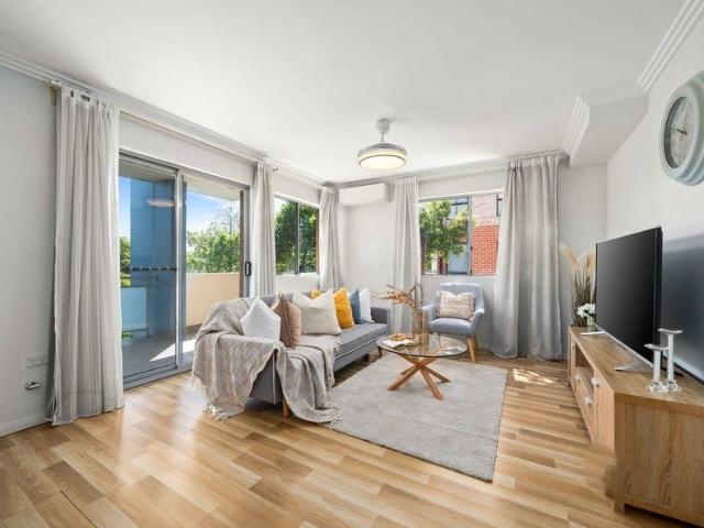 Spacious Full Brick Apartment in a Prime Lifestyle Setting