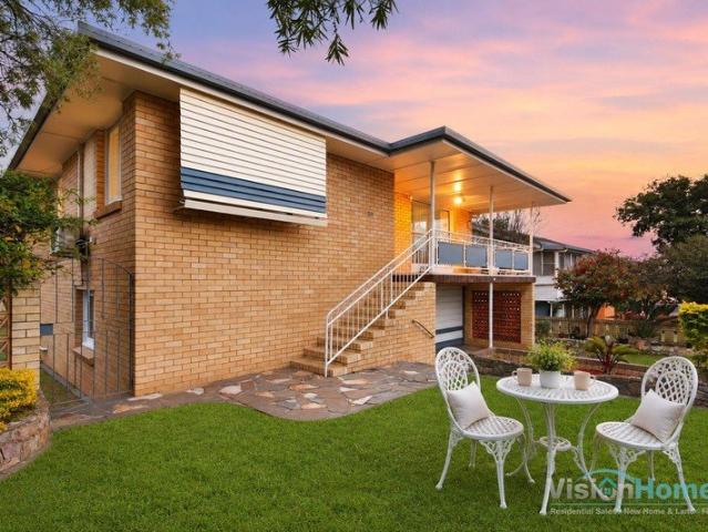 Spacious Full Brick Family Home in Kedron!