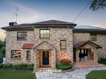 Spacious Full Brick Family Home with Pool in a Convenient Location
