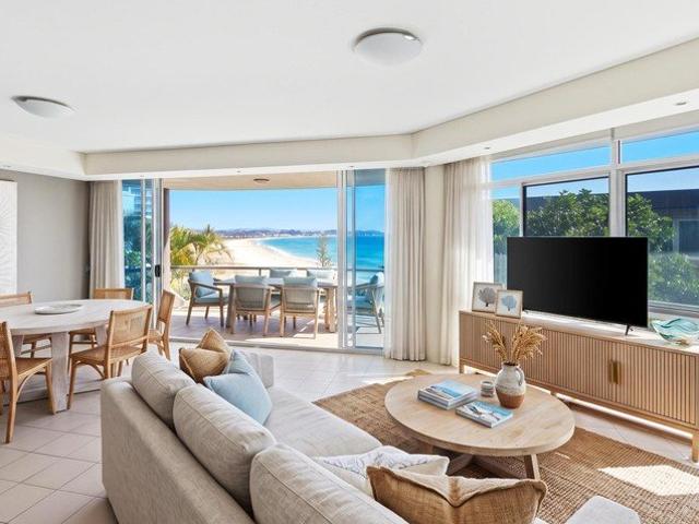 Spacious Full Floor Beachside Residence on Kirra Hill with Panoramic Ocean Views