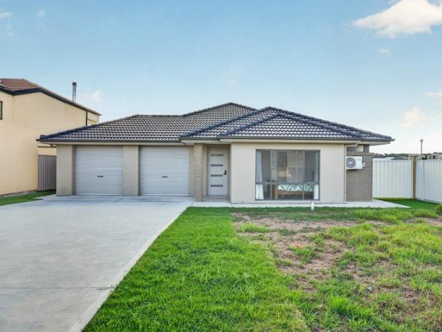 Spacious Fully Furnished 4 Bedroom Family Retreat