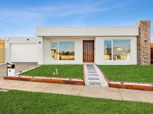 Spacious Fully Furnished 5 Bedroom Coastal Home Move In Ready Living in Ocean Grove