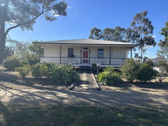Spacious Fully Furnished 5 Bedroom Home