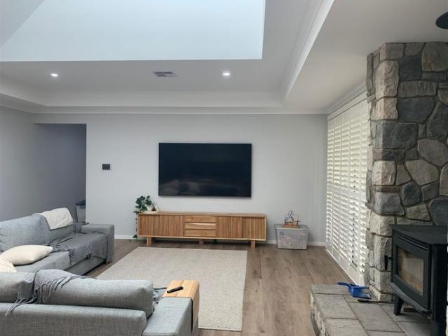 Spacious fully furnished family home