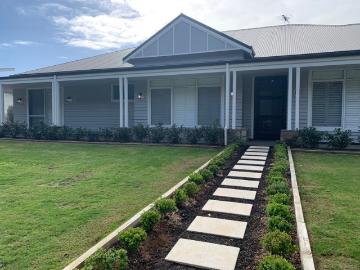 Spacious fully furnished family home