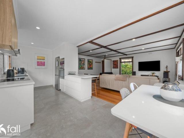 Spacious Fully Furnished Home in a Prime Lifestyle Location
