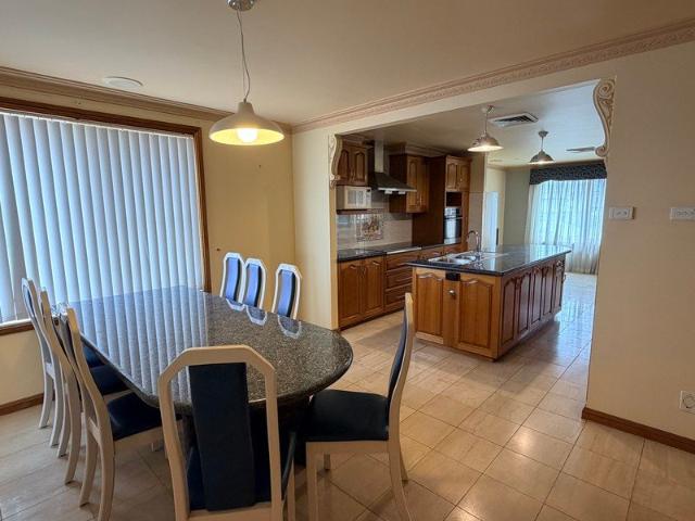 Spacious Fully Furnished Rooms in City Location All Bills Included