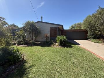 Spacious Fully Renovated Family Home